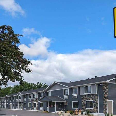 Super 8 By Wyndham Alexandria Mn Motel Exterior foto